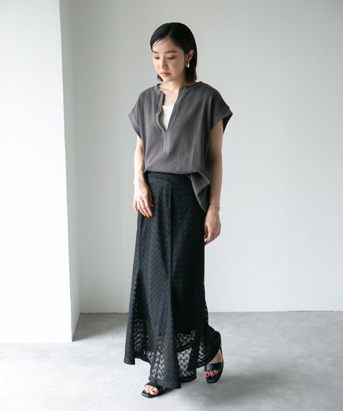 LB.04/カットレーススカート