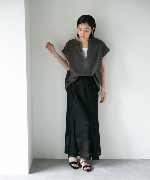 LB.04/カットレーススカート