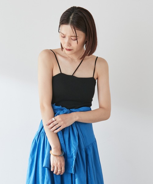 Omekashi（オメカシ）の「【earthy_】オーガニックコットンカップ付き3ストラップキャミソール（キャミソール・レディース・オフホワイト/モカ/ブラック/ブラウン・S/M）」の6枚目の写真