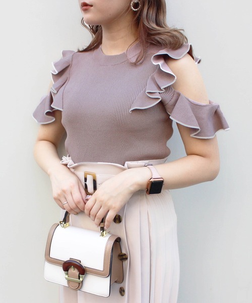 INGNI(イング)の「肩開き配色フリルニット(ニット/セーター・レディース・ホワイト×ブラック/ブラック×ホワイト/グレー系その他/ピンク系2・M)」の10枚目の写真