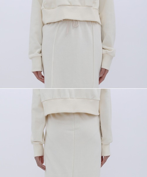 UNE MANSION（ユヌマンション）の「フードロングスカートトレーニングセットアップ（サロペット/オーバーオール・レディース・ブラック/グレー/クリーム・FREE）」の12枚目の写真