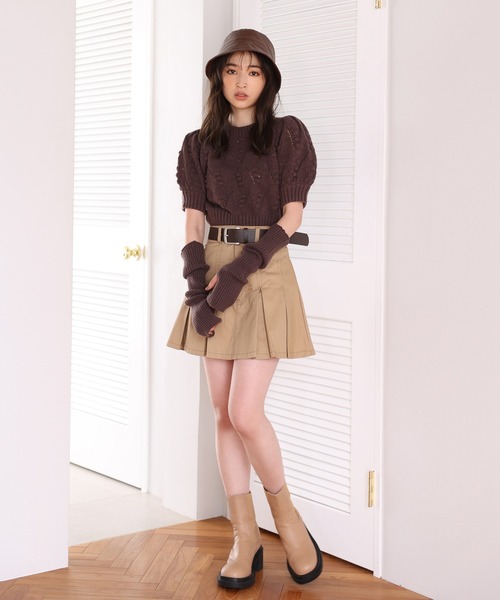 one after another NICE CLAUP(ワンアフターアナザーナイスクラップ)の「アームウォーマーぽこぽこケーブルニット(ニット/セーター・レディース・ベージュ/ブラウン/サックスブルー/ピンク・FREE)」の9枚目の写真