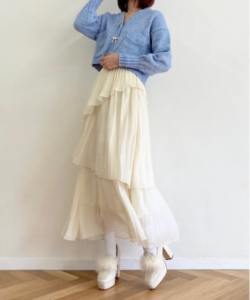 titty＆Co. PETIT（ティティアンドコープティ）の「【titty&Co.PETIT 】リボンボタンVネックカーディガン（カーディガン/ボレロ・レディース・ホワイト/ブルー/ベージュ・FREE）」の3枚目の写真