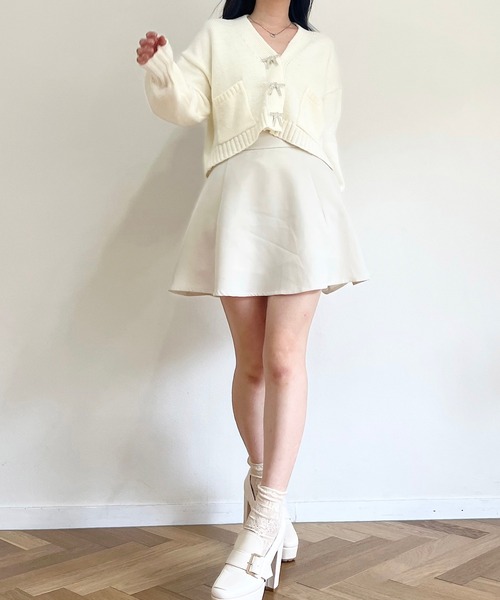 titty＆Co. PETIT（ティティアンドコープティ）の「【titty&Co.PETIT 】リボンボタンVネックカーディガン（カーディガン/ボレロ・レディース・ホワイト/ブルー/ベージュ・FREE）」の17枚目の写真