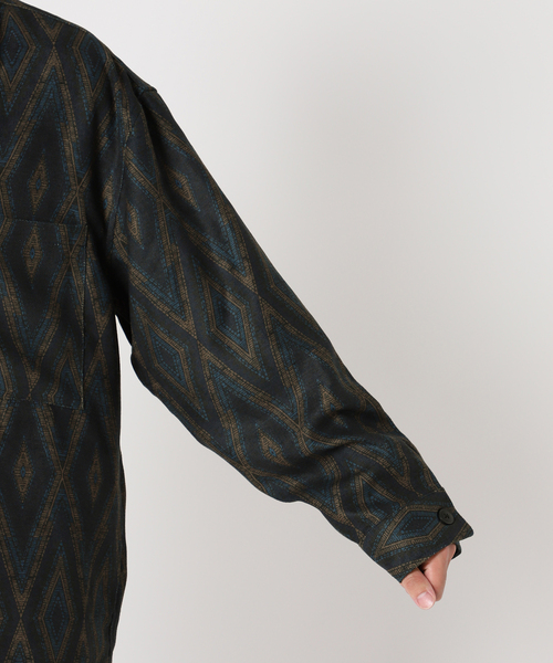 JOURNAL STANDARD(ジャーナルスタンダード)の「エスニックパターン ブッチャー CPOシャツ(シャツ/ブラウス・メンズ・タン/モカ/ブラック系その他/ダークブルー・MEDIUM/LARGE)」の14枚目の写真