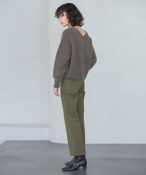 A part by(アパートバイ)の「センタープレスベイカーパンツ 164802(その他パンツ・レディース・ベージュ/カーキ・MEDIUM/LARGE)」の11枚目の写真