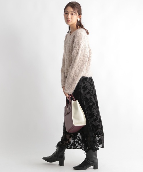 Andemiu（アンデミュウ）の「フェザーケーブルニット169115（ニット