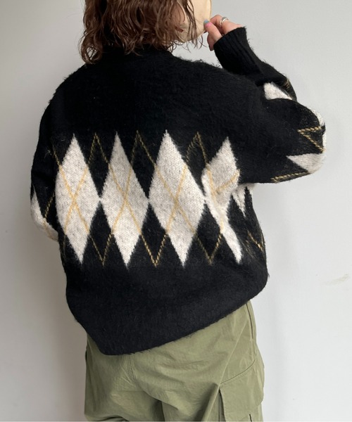 CPCM（シーピーシーエム）の「アーガイル起毛ニットプルオーバー（ニット/セーター・メンズ・マスタード/ブラック/アイボリー/グリーン・LARGE/MEDIUM）」の16枚目の写真