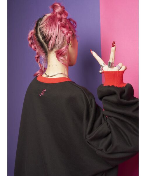 jouetie（ジュエティ）の「ANNA SUI KOZIKトリムプルオーバー【コラボ/スウェット】（スウェット・レディース・ブルー/オフホワイト/ブラック・MEDIUM）」の6枚目の写真