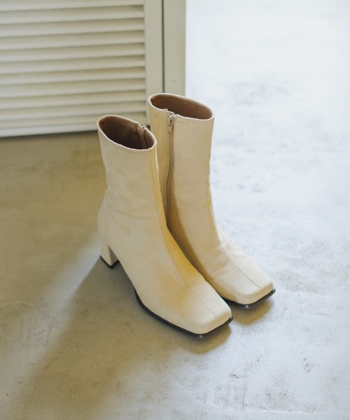 Kastane（カスタネ）の「フェイクスウェードスクエアブーツ（ブーツ・レディース・グリーン/アイボリー・37/38/39）」の3枚目の写真