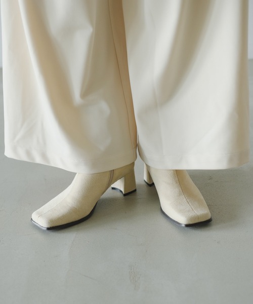 Kastane（カスタネ）の「フェイクスウェードスクエアブーツ（ブーツ・レディース・グリーン/アイボリー・37/38/39）」の4枚目の写真