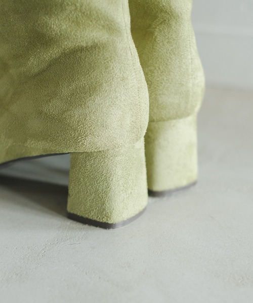 Kastane（カスタネ）の「フェイクスウェードスクエアブーツ（ブーツ・レディース・グリーン/アイボリー・37/38/39）」の20枚目の写真