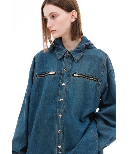 ANOTHERYOUTH(アナザーユース)の「【ANOTHER YOUTH/アナザーユース】denim hood shirts/ デニム フード シャツ デニムシャツ(シャツ/ブラウス・メンズ・ブラック/ブルー・ONE SIZE)」の5枚目の写真