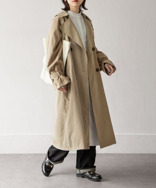 Chillfar（チルファー）の「キャンディ袖BIGトレンチコート（トレンチコート・レディース・グレイッシュベージュ/カーキ/グレー/ベージュ/サンドベージュ/マスタード・MEDIUM/LARGE）」の21枚目の写真