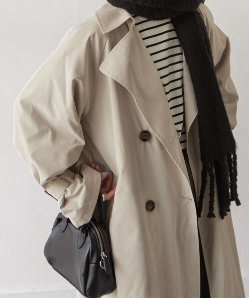 Chillfar（チルファー）の「キャンディ袖BIGトレンチコート（トレンチコート・レディース・グレイッシュベージュ/カーキ/グレー/ベージュ/サンドベージュ/マスタード・MEDIUM/LARGE）」の12枚目の写真
