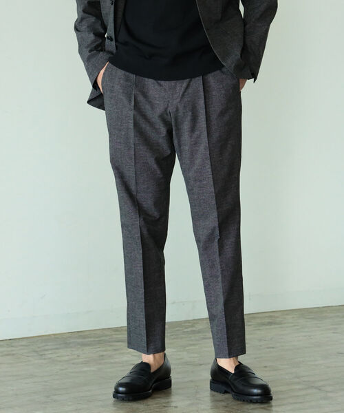 B:MING by BEAMS(ビーミングバイビームス)の「B:MING by BEAMS / COOL DOTS(R)ソリッド 1プリーツ スラックス (セットアップ対応)(スラックス・メンズ・チャコールグレー・SMALL/MEDIUM/LARGE)」の1枚目の写真