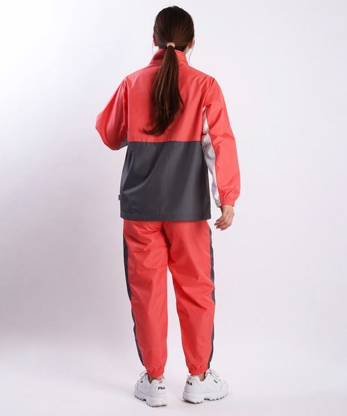 FILA(フィラ)の「裏メッシュ デュスポ生地 ウィンドジャケット セットアップ レディース(ナイロンジャケット・レディース・ブラック/ホワイト/グレー/ホワイト系その他/ピンク/ネイビー/ブラック系その他/チャコール/ネイビー系/ピンク系その他/ブラック系その他2/ピンク系その他2・M/L)」の16枚目の写真