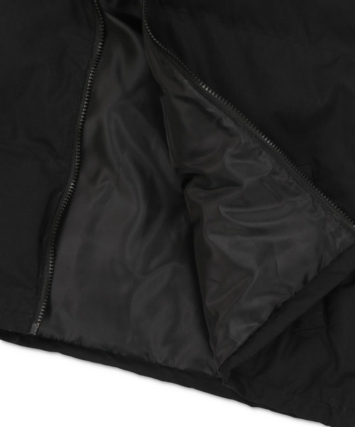 SPINNS（スピンズ）の「【ビックシルエット】ジップアップ フェイクダウンベスト（ダウンベスト・メンズ・ブラック・ONESIZE）」の9枚目の写真