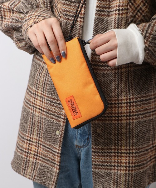 UNIVERSAL OVERALL（ユニバーサルオーバーオール）の「UNIVERSAL OVERALL ネックウォレット（財布・メンズ・ブルー/ブラック/オレンジ/レッド・FREE）」の4枚目の写真