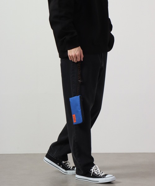 UNIVERSAL OVERALL（ユニバーサルオーバーオール）の「UNIVERSAL OVERALL ネックウォレット（財布・メンズ・ブルー/ブラック/オレンジ/レッド・FREE）」の16枚目の写真