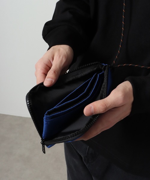 UNIVERSAL OVERALL（ユニバーサルオーバーオール）の「UNIVERSAL OVERALL ネックウォレット（財布・メンズ・ブルー/ブラック/オレンジ/レッド・FREE）」の21枚目の写真