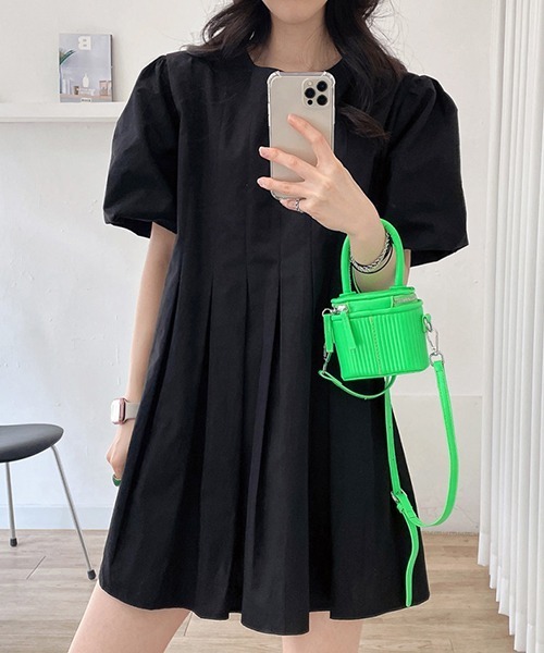 FREE STYLISTS(フリー スタイリスト)の「YUGA_YGMC ランタンスリーブ フレアミニワンピース(ワンピース・レディース・ブラック/オフホワイト/ホワイト・FREE)」の16枚目の写真