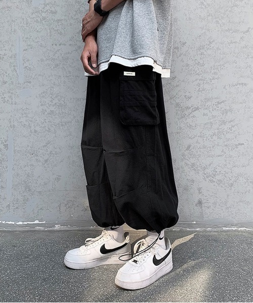 NEW GENTLEMAN（ニュージェントルマン）の「マーべリック ワイドストレート バルーンカーゴ（カーゴパンツ・メンズ・ホワイト/ブラック/オリーブ・S/M/L）」の15枚目の写真