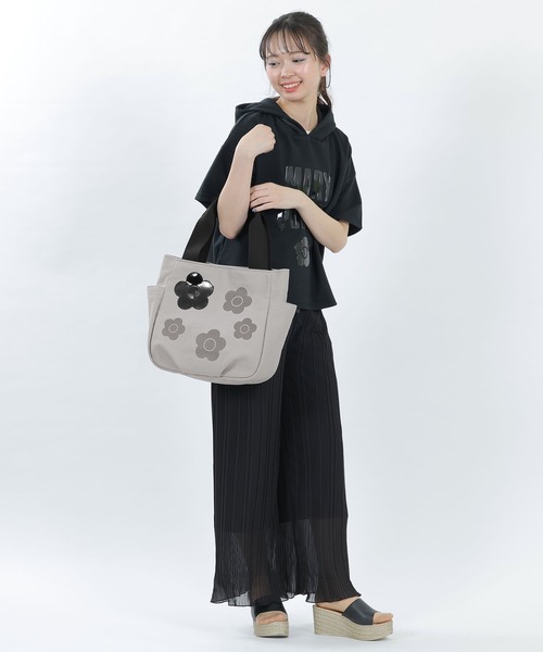 MARY QUANT（マリークワント）の「ニュアンスグロスデイジー トート