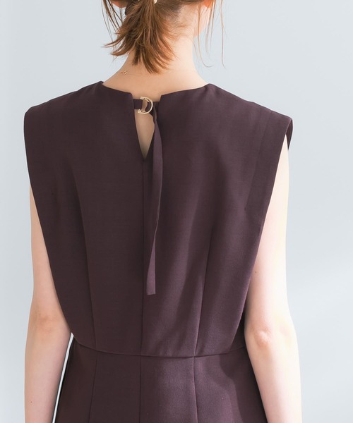 URBAN RESEARCH ROSSO WOMEN(アーバンリサーチ ロッソ)の「リネン混Vネックストレートワンピース(ワンピース・レディース・ブラウン/ライトベージュ・FREE)」の12枚目の写真