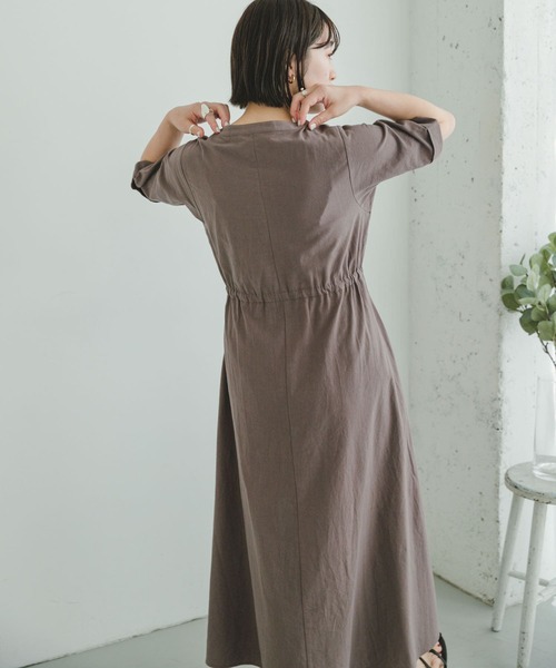 ITEMS URBANRESEARCH（アイテムズ アーバンリサーチ）の「ドライコットンワンピース（ワンピース・レディース・チャコールグレー/モカ/ブルー/レッド系その他・FREE）」の12枚目の写真