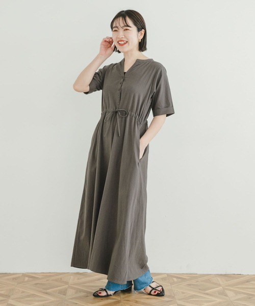 ITEMS URBANRESEARCH（アイテムズ アーバンリサーチ）の「ドライコットンワンピース（ワンピース・レディース・チャコールグレー/モカ/ブルー/レッド系その他・FREE）」の18枚目の写真