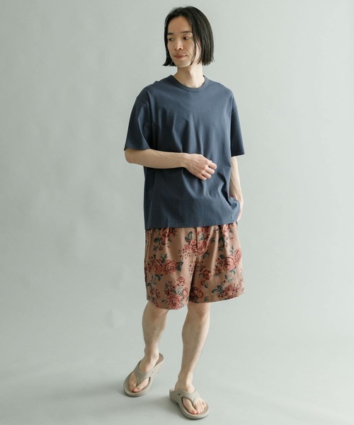 URBAN RESEARCH（アーバンリサーチ）の「『Sサイズ/XLサイズあり』シルケットポンチTシャツ（Tシャツ/カットソー・メンズ・ライトブルー/イエロー系その他/ホワイト/グレー/ブラック/ネイビー/ブラウン/グリーン系その他・MEDIUM/SMALL/X-LARGE/LARGE）」の11枚目の写真