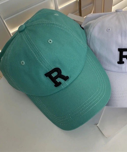 VIBGYOR Women（ヴィブジョー　ウィメン）の「【float】シンプル アルファベット R刺繍 キャップ【6色展開】（キャップ・レディース・ホワイト/ベージュ/ブラック/ダークブラウン/ライトブラウン/グリーン・FREE）」の6枚目の写真