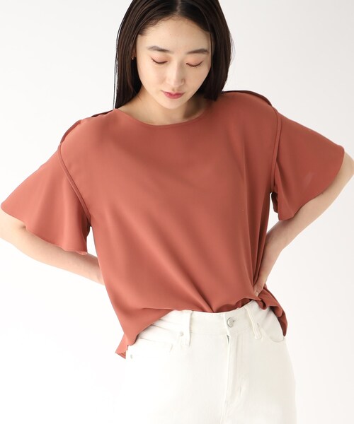 OPAQUE.CLIP(オペークドットクリップ)の「◆パイピングフレアスリーブブラウス【イージーケア/洗濯機洗い可】(シャツ/ブラウス・レディース・チャコールグレー/ブラック系4/キャメル/ホワイト系7・36/38/40/42)」の1枚目の写真