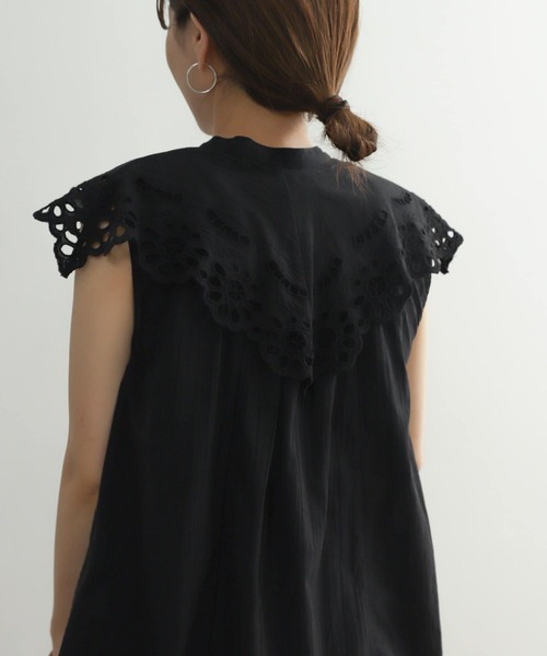 URBAN RESEARCH DOORS（アーバンリサーチドアーズ）の「コットンボイルスカラップブラウス（シャツ/ブラウス・レディース・ブラック/オフホワイト・MEDIUM）」の11枚目の写真