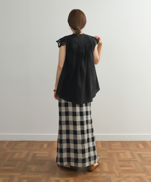 URBAN RESEARCH DOORS（アーバンリサーチドアーズ）の「コットンボイルスカラップブラウス（シャツ/ブラウス・レディース・ブラック/オフホワイト・MEDIUM）」の4枚目の写真