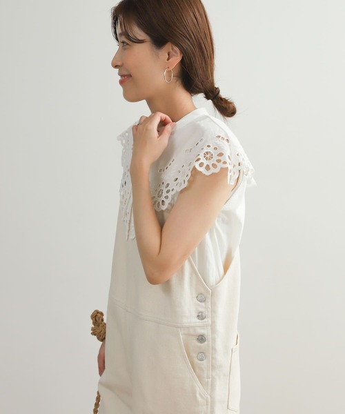 URBAN RESEARCH DOORS（アーバンリサーチドアーズ）の「コットンボイルスカラップブラウス（シャツ/ブラウス・レディース・ブラック/オフホワイト・MEDIUM）」の8枚目の写真