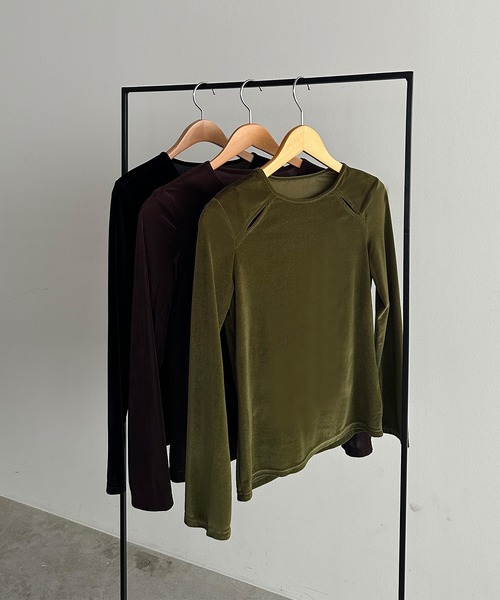 callautia（カラウティア）の「カットアウトシアーベロアトップス（Tシャツ/カットソー・レディース・ブラウン/グリーン/ブラック/ブルー/グレイッシュベージュ・SMALL/MEDIUM/LARGE/X-LARGE）」の16枚目の写真