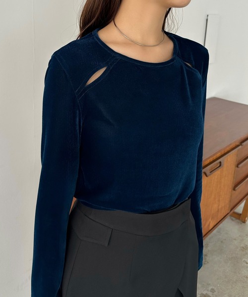 callautia（カラウティア）の「カットアウトシアーベロアトップス（Tシャツ/カットソー・レディース・ブラウン/グリーン/ブラック/ブルー/グレイッシュベージュ・SMALL/MEDIUM/LARGE/X-LARGE）」の22枚目の写真