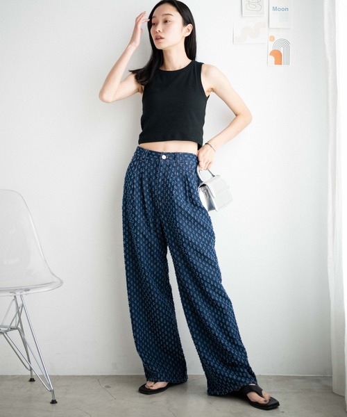 WEGO（ウィゴー）の「WEGO/パンチングデニムタックバギーパンツ（デニムパンツ・レディース・ダークインディゴブルー・FREE）」の5枚目の写真