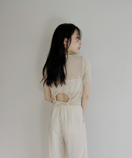 ISOOK(アイスー)の「【ZOZO限定】Back open sheer summer knit / バックオープンシアーサマーニット(ニット/セーター・レディース・ライトベージュ/ミント・FREE)」の1枚目の写真