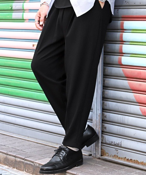 LUXSTYLE（ラグスタイル）の「梨地ジャージテーパードパンツ（スラックス・メンズ・ブラック/ブルー/グレイッシュベージュ・M/L）」の2枚目の写真