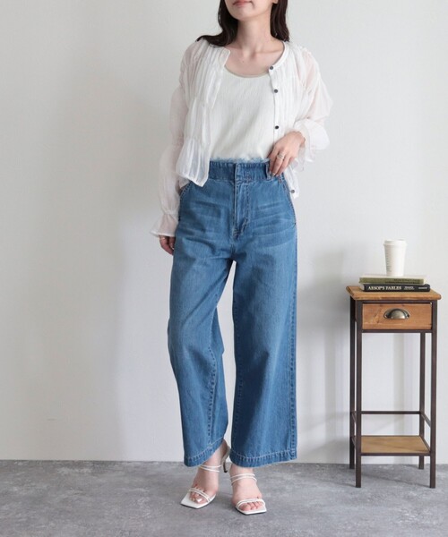 fredy emue(フレディエミュ)の「ライトオンスデニムセミワイドパンツ(デニムパンツ・レディース・ネイビー/ブルー・34/36/38)」の12枚目の写真