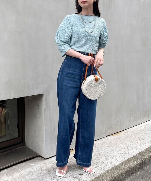 fredy emue(フレディエミュ)の「ライトオンスデニムセミワイドパンツ(デニムパンツ・レディース・ネイビー/ブルー・34/36/38)」の20枚目の写真