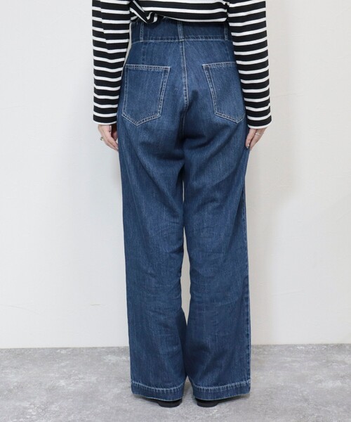 fredy emue(フレディエミュ)の「ライトオンスデニムセミワイドパンツ(デニムパンツ・レディース・ネイビー/ブルー・34/36/38)」の14枚目の写真