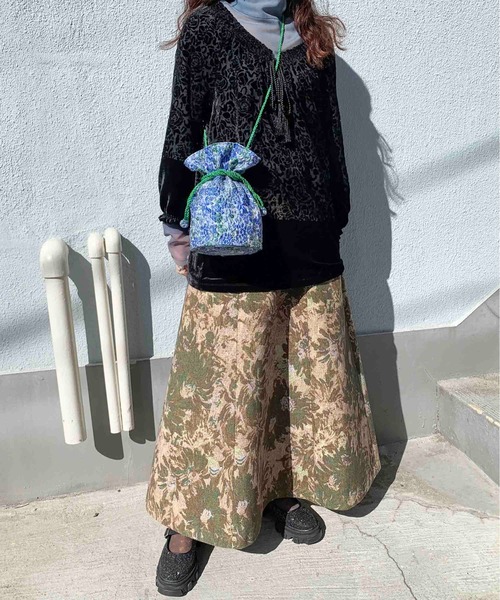 Casselini(キャセリーニ)の「Casselini(キャセリーニ)ジャガード巾着(ハンドバッグ・レディース・ブルー/ブラック/アイボリー・FREE)」の9枚目の写真