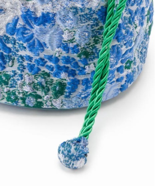 Casselini(キャセリーニ)の「Casselini(キャセリーニ)ジャガード巾着(ハンドバッグ・レディース・ブルー/ブラック/アイボリー・FREE)」の15枚目の写真