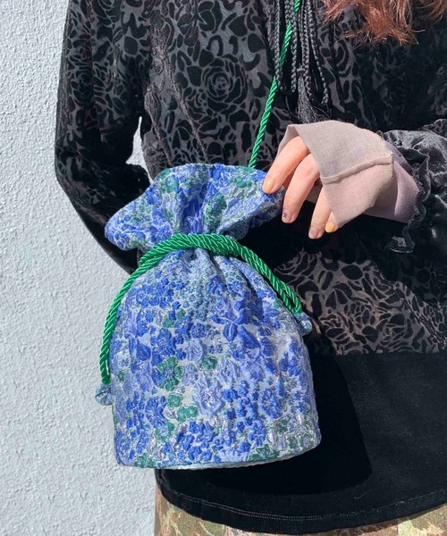 Casselini(キャセリーニ)の「Casselini(キャセリーニ)ジャガード巾着(ハンドバッグ・レディース・ブルー/ブラック/アイボリー・FREE)」の8枚目の写真