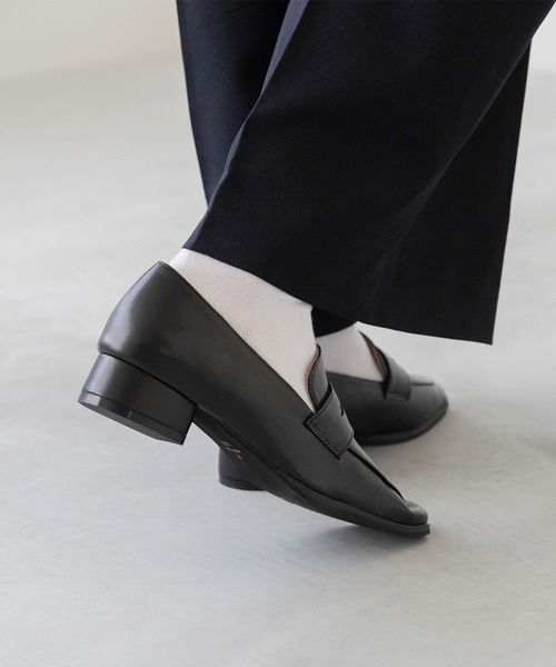 （確認用）menueメヌエ／ほぼ新品1回着用／スクエアトゥ3cmヒール スクエアトゥ 3cmヒール コインローファー（ローファー）｜menue