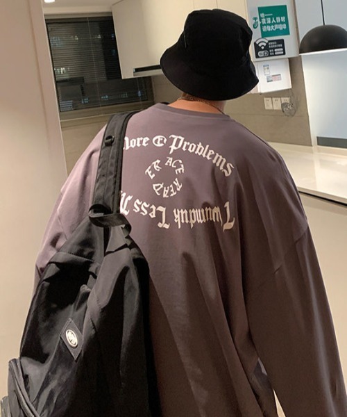 MGV(エムジーヴィー)の「オールドイングリッシュレタリングロンT(Tシャツ/カットソー・メンズ・ブラック/ダークグレー/ホワイト・LARGE/MEDIUM/X-LARGE)」の14枚目の写真